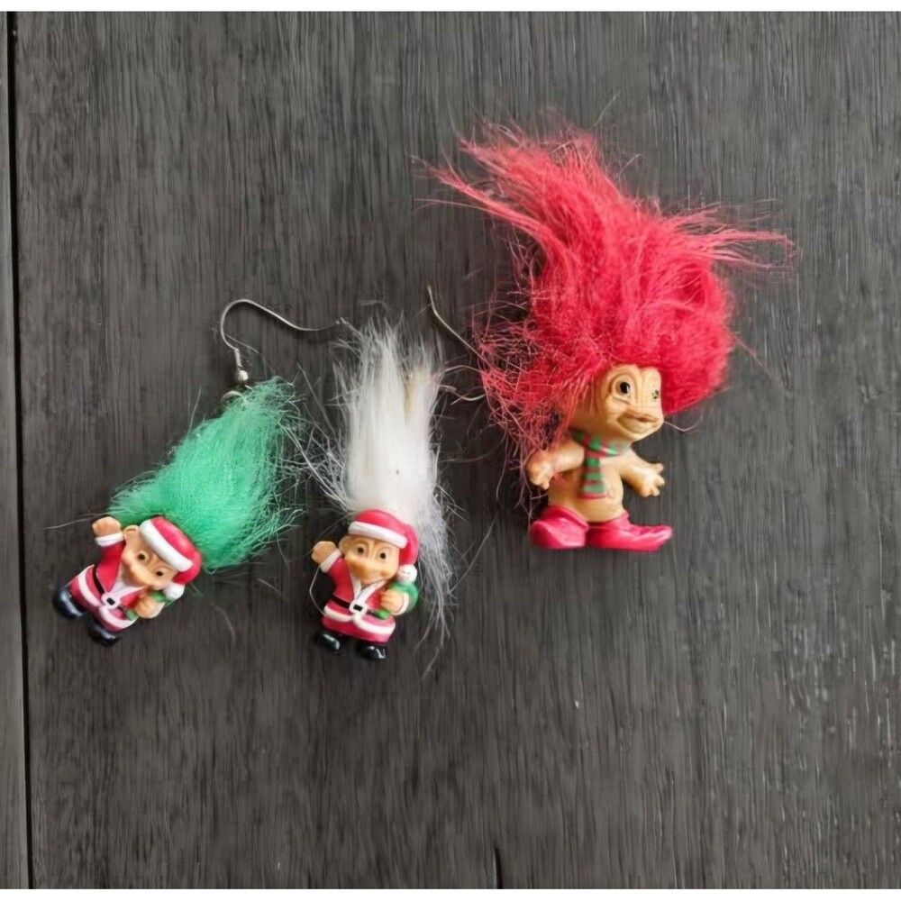 Vintage Santa Clause Christmas Troll Earrings And Pin Set Russ Green Red Hair 13$